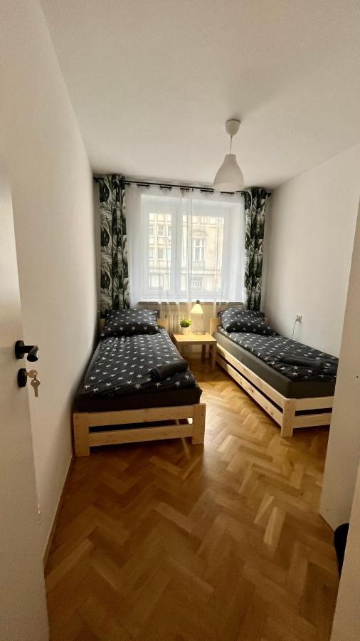 Warszawa Krucza Pokoje Exterior foto