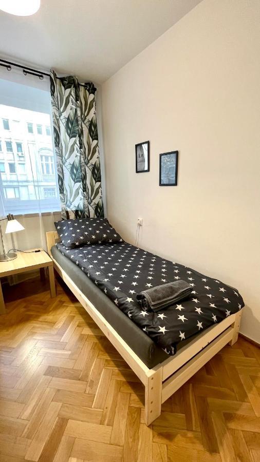 Warszawa Krucza Pokoje Exterior foto